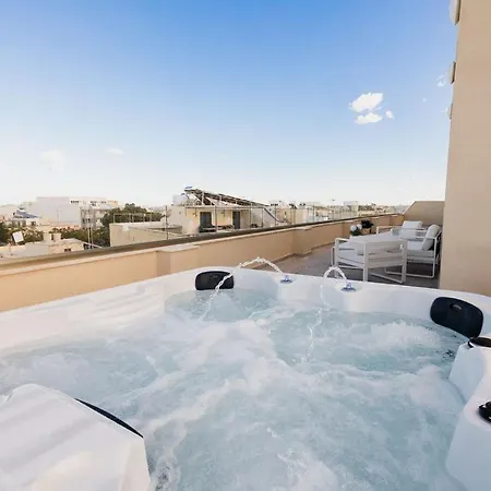 Ph Jacuzzi &stunningterrace Near Tarxien Temples *