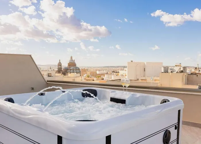 Lägenhet Ph Jacuzzi &stunningterrace Near Tarxien Temples *