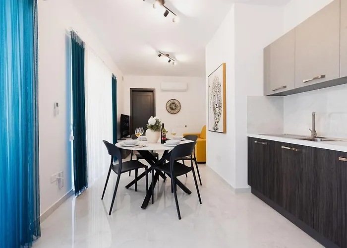 Ph Jacuzzi &stunningterrace Near Tarxien Temples Tarxien