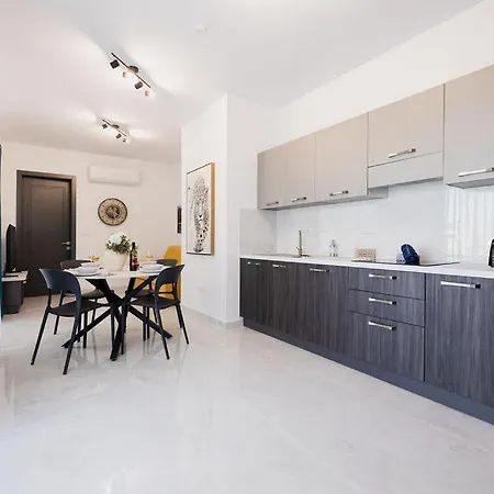 Ph Jacuzzi &stunningterrace Near Tarxien Temples