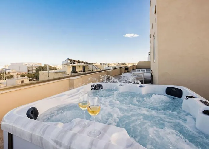Ph Jacuzzi &stunningterrace Near Tarxien Temples Tarxien