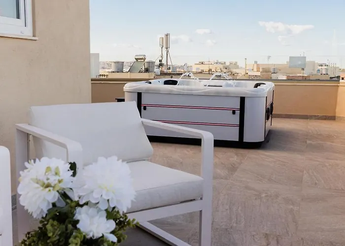 Apartment Ph Jacuzzi &stunningterrace Near Temples