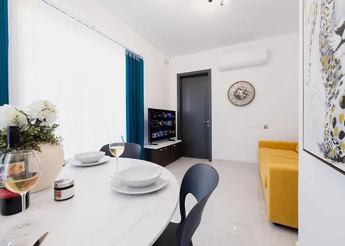 Ph Jacuzzi &stunningterrace Near Temples Apartment Tarxien